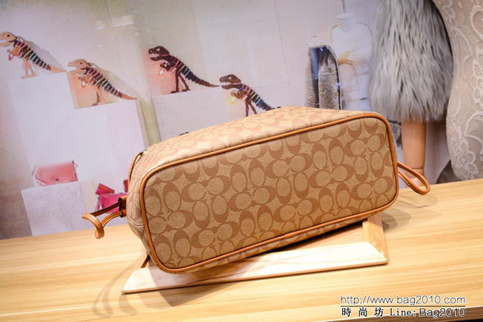 COACH蔻馳 原單 57842 PVC配頭層牛皮 經典百搭款 抽繩款戴妃包 手提斜挎包  Chz1390